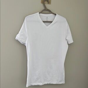 H&M White Short Sleeve Tees Casual Comfort